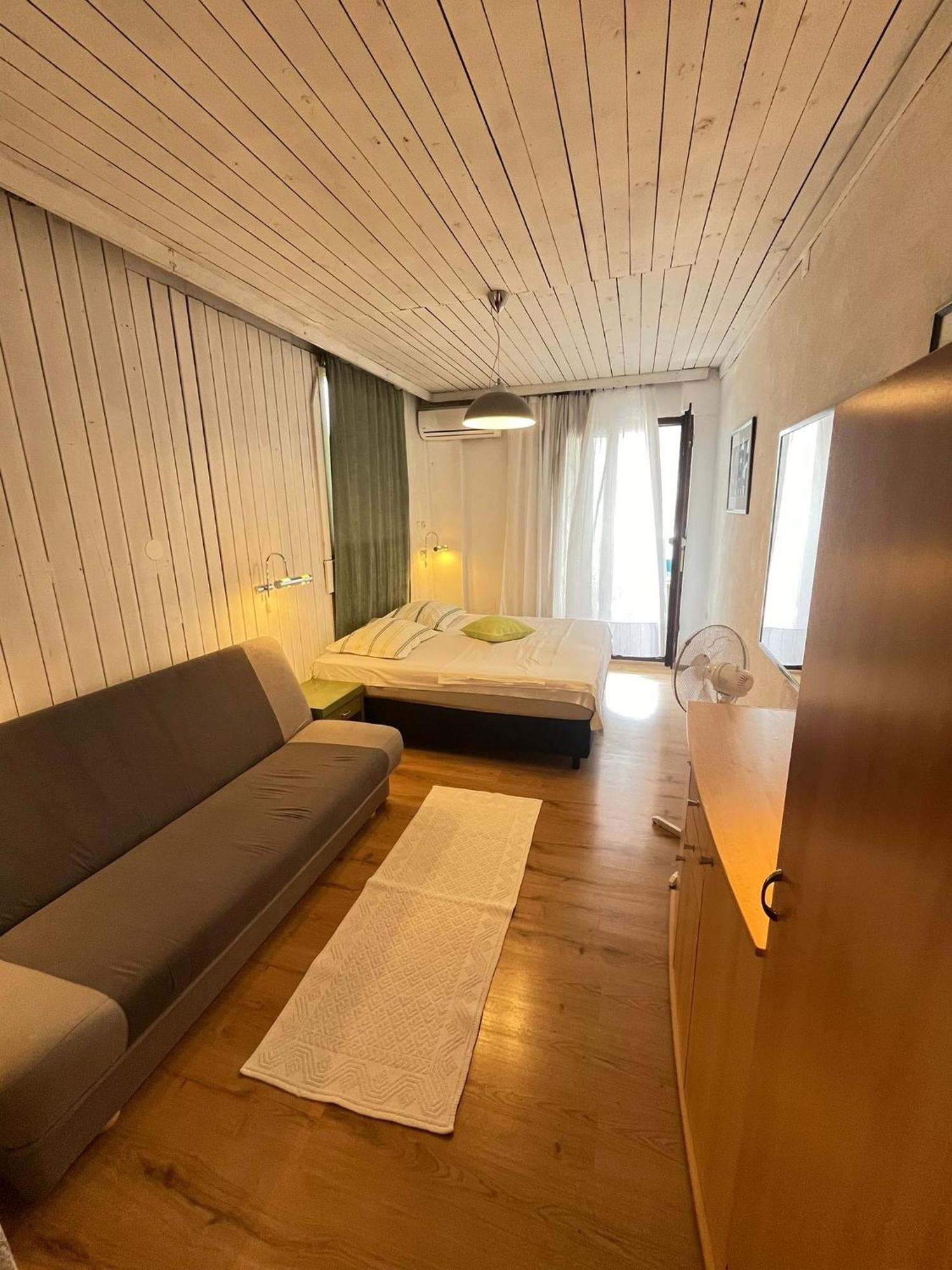 Apartmani Ankora Brist Δωμάτιο φωτογραφία