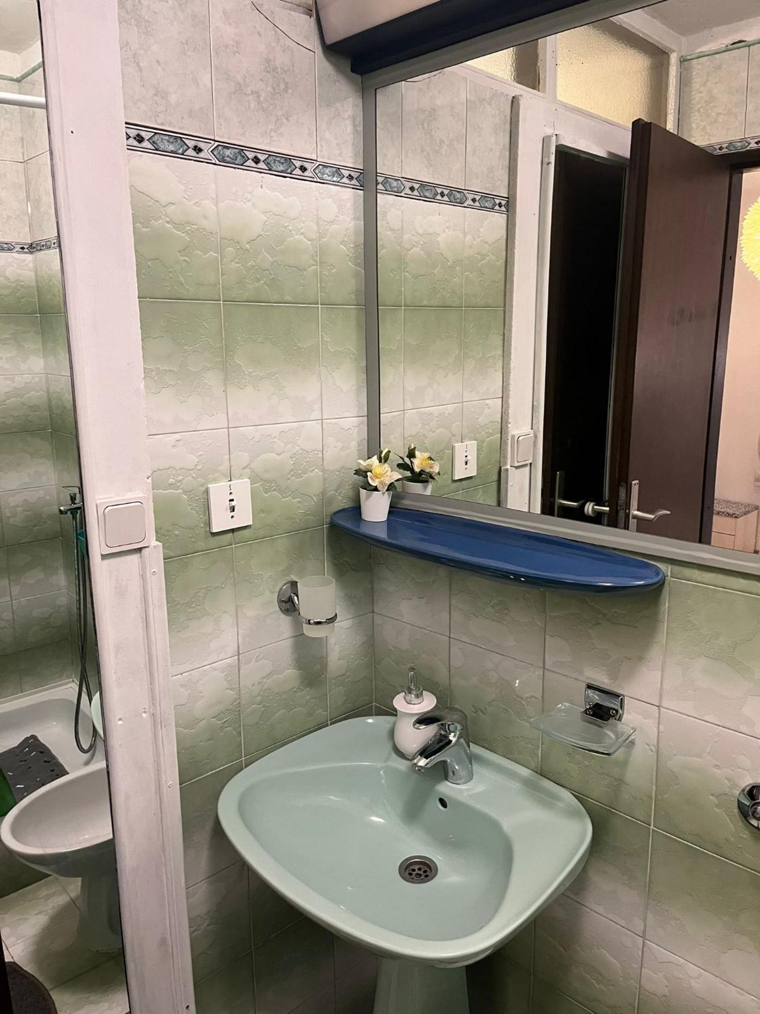 Apartmani Ankora Brist Δωμάτιο φωτογραφία